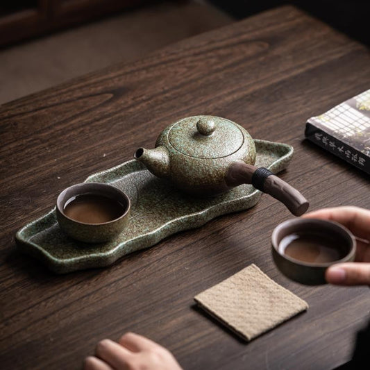 mossleaf-stoneware-pouring-tea-set-01.jpg