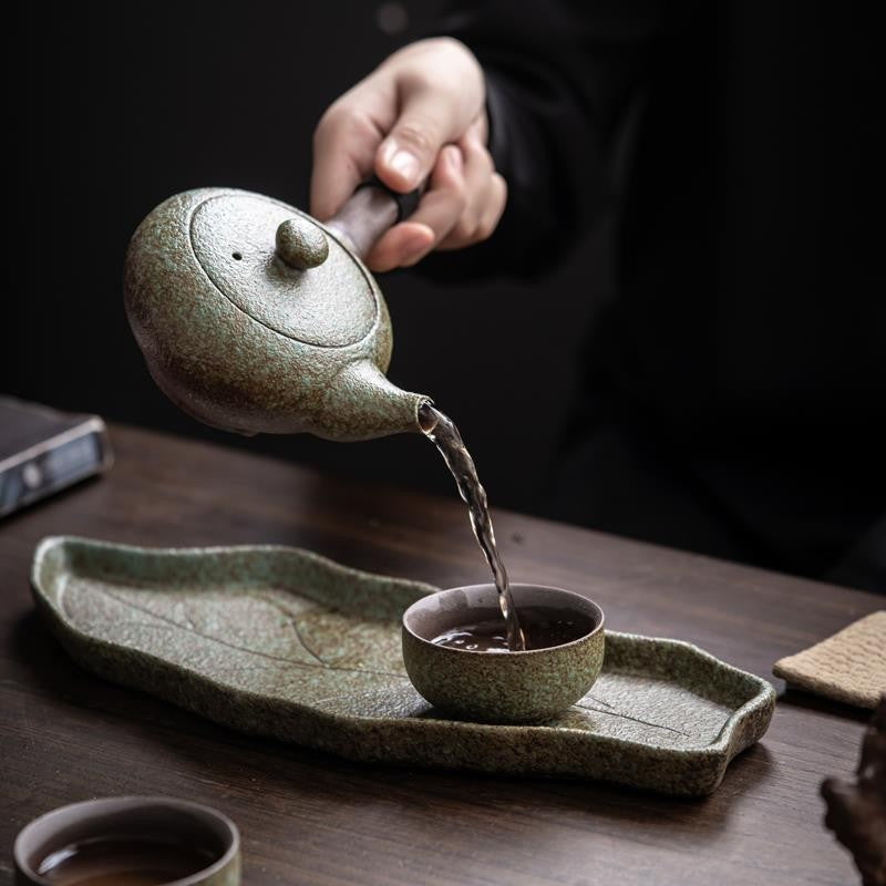 mossleaf-stoneware-pouring-tea-set-03.jpg